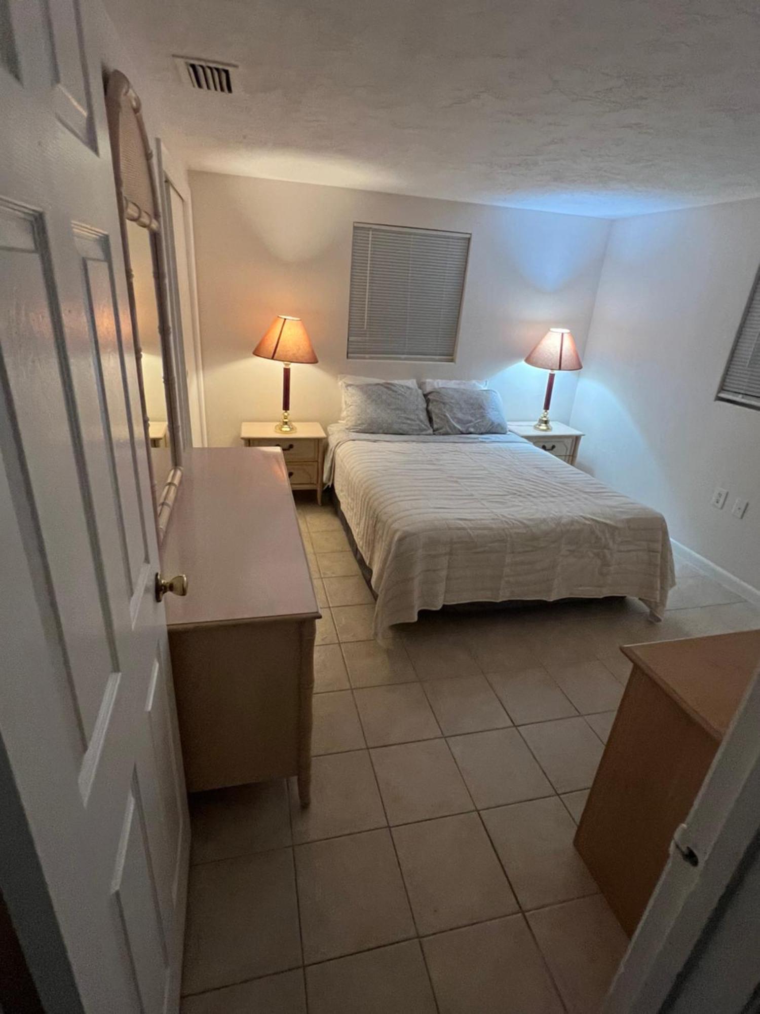Small Cozy Home Beverly Hills Екстериор снимка